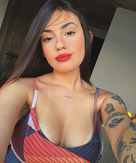 Vitoria Marcilio onlyfans leaked xxx