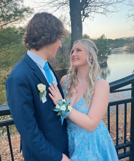 Anya Truax onlyfans nude pics