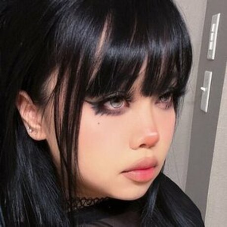 Cyb4rAnGeL onlyfans leajs