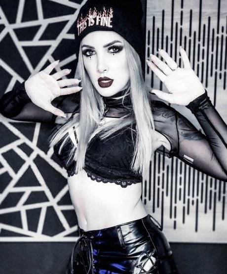 Addie Nicole Amick new onlyfans leak