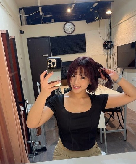 teacher milf onlyfans pretty img