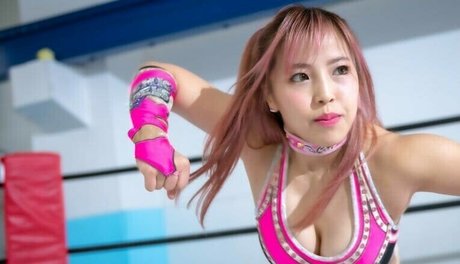 Mina Shirakawa onlyfans gratis