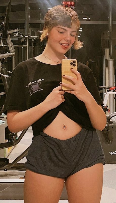 Triz nudes only fans