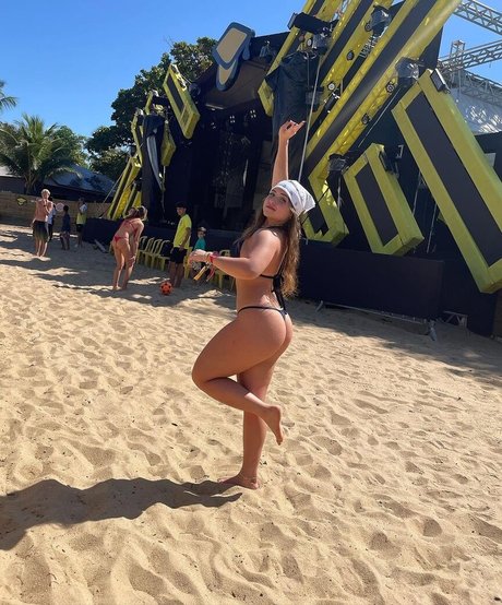 Sthefany Rios onlyfans naked leak