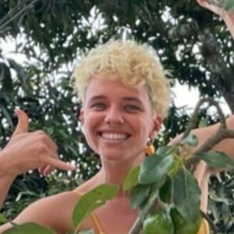 Bruna Linzmeyer only fans photos