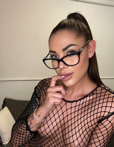 Buczku Lili naked on onlyfans