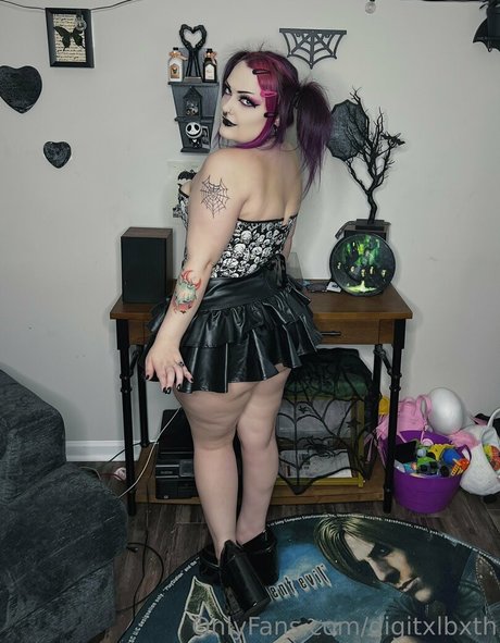 digitxlbxth feet onlyfans