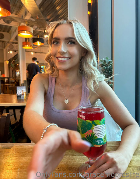gracemooreslife onlyfans sexy