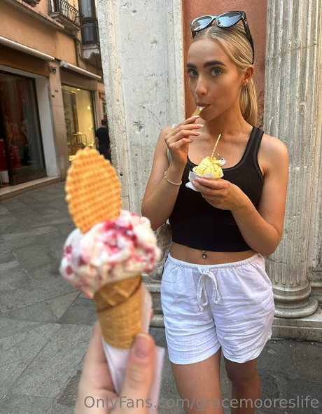 gracemooreslife onlyfans leak naked