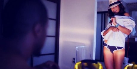 Emmanuelle Chriqui onlyfans leaks