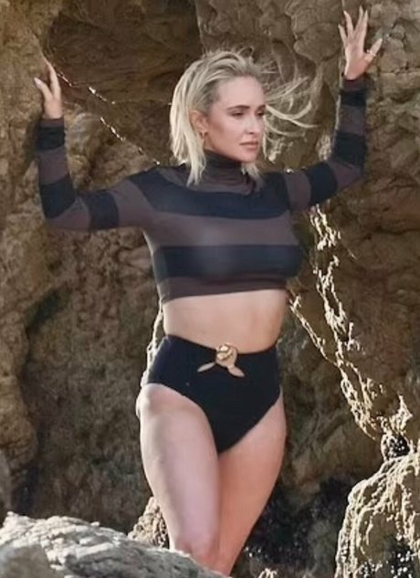 Hayden Panettiere new leaked onlyfans