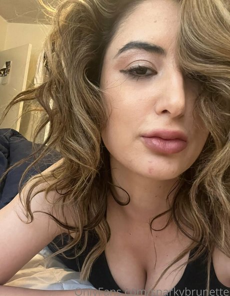 snarkybrunette onlyfans leaked tits