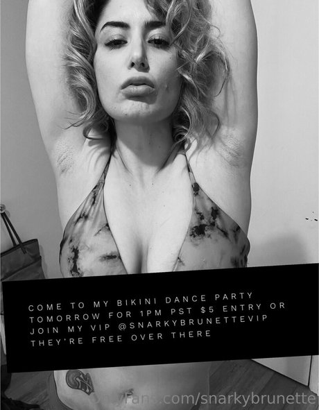 snarkybrunette Profile pic