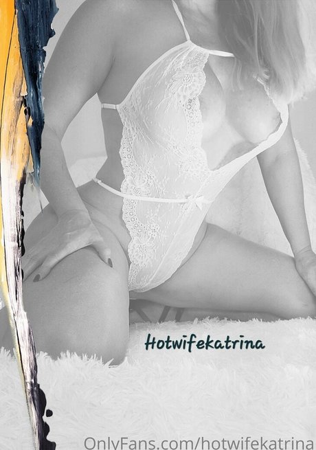 hotwifekatrinafree onlyfans topless