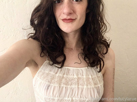 lucylarue onlyfans leaks sex