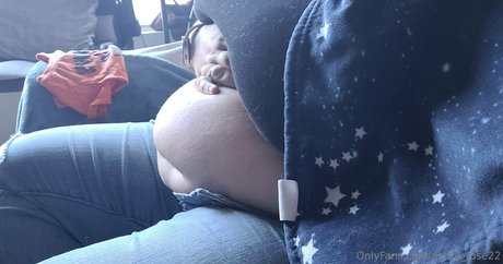 astrid rose22 naked onlyfans leaked