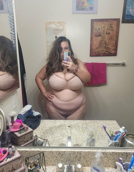 astrid rose22 only fans