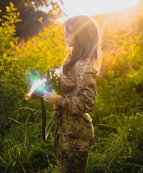 Lunchbaglujan only fans photos