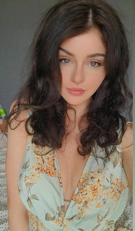 Chloe Lockley onlyfans exposed