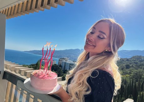 Anna Kostenko onlyfans hot