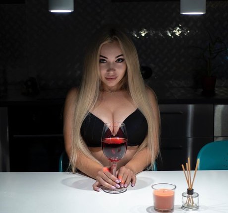 Anna Kostenko onlyfans free