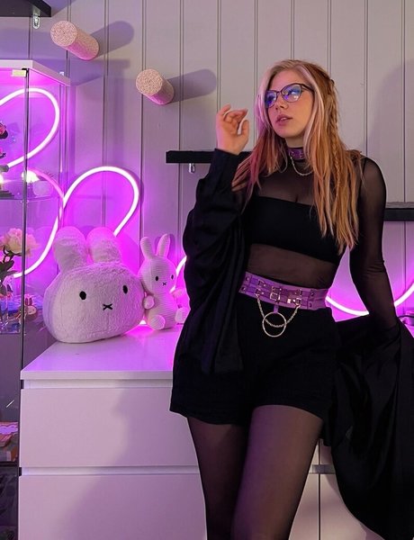 cumshot pov onlyfans hot plate