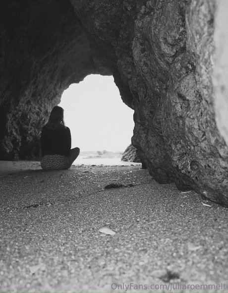 Julia Rommelt nude onlyfans leaks