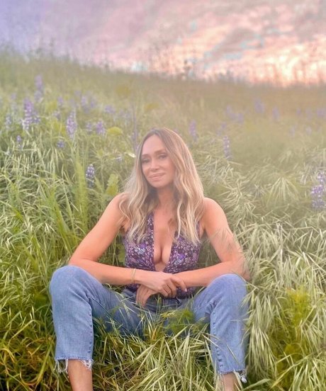 Vanessa Angel onlyfans model