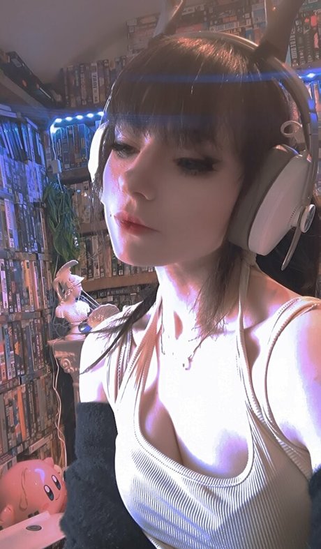 Yogscast Bouphe onlyfans nude tits