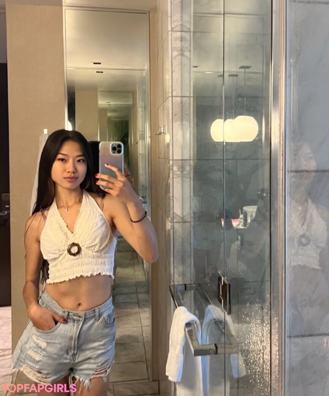 sisters onlyfans free naked selfie