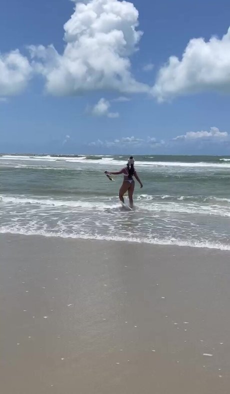 Valeria Valenssa onlyfans nude