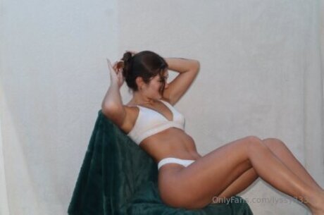 Lyssy3333 onlyfans leaks porn