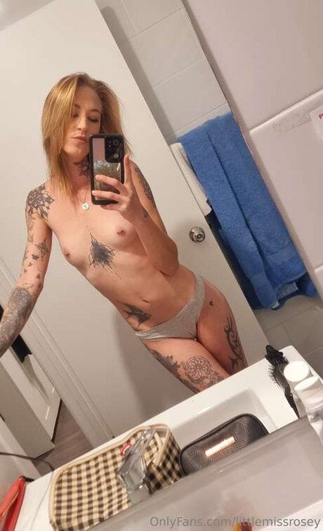 Littlemissrosey onlyfans leak naked