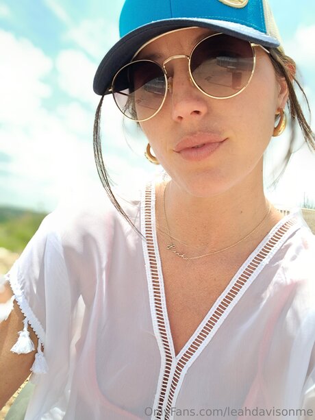 Leahdavisonme onlyfans porn leak