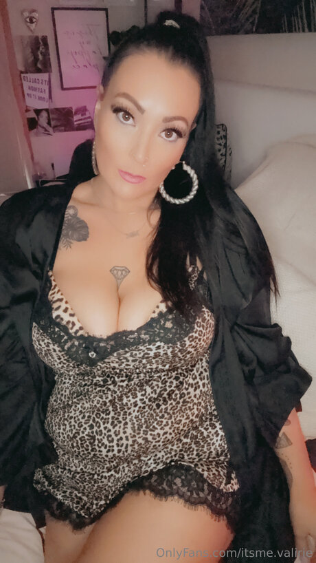 Itsme Valirie only fans xxx