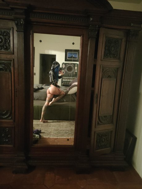 Discordia Suicide only fans photos