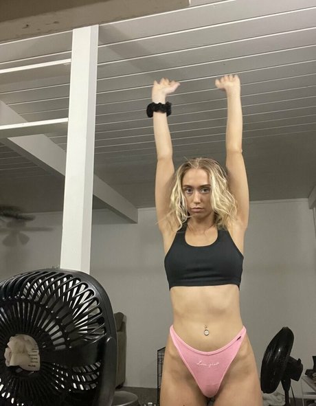 lilbbred onlyfans leak naked