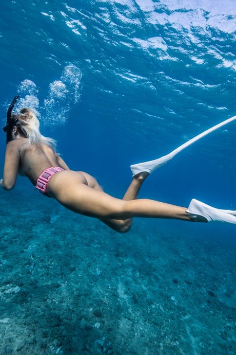 Beachbaby69 onlyfans striptease