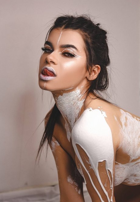 Anna Mukydza onlyfans nude porn