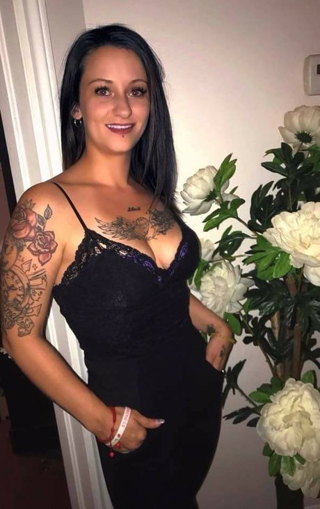 xomaryyeox onlyfans nudes leaked