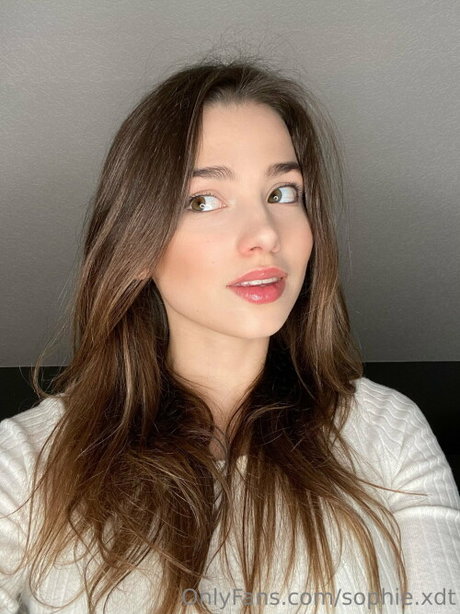 sophie xdt only fans leaks