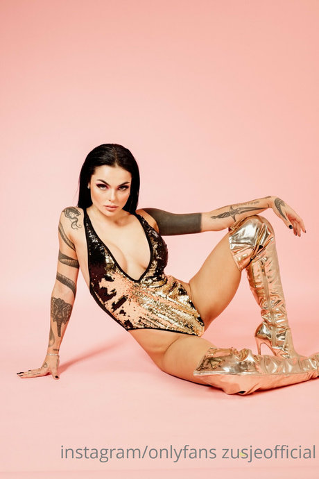 Zusje naked onlyfans leaked