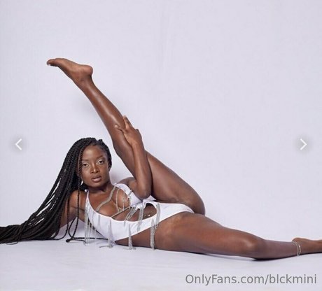 Petite mini leaked nude onlyfans