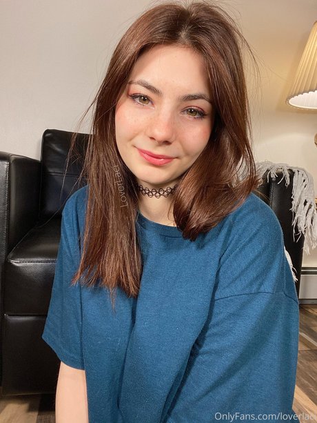 LoverLaci Profile pic