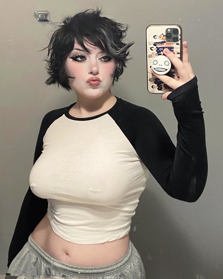 Kalaynokay strip onlyfans