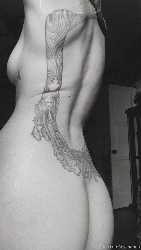 big tits brunette onlyfans hot naked photo