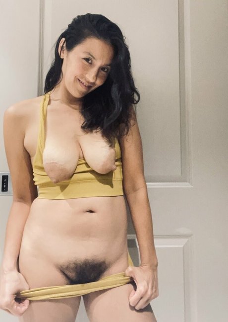 open legs onlyfans beautiful xxx snap