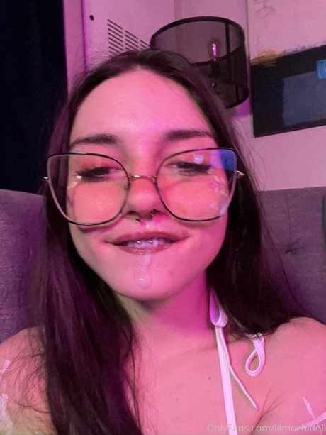 Lil Doll_ onlyfans leaks