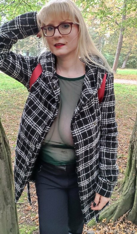 Casey Deluxe onlyfans leaked tits