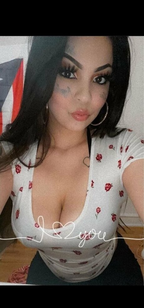 venuschula onlyfans sextape